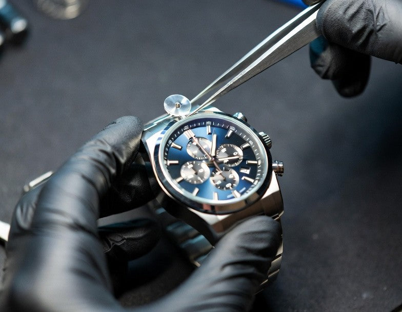 Rannekellon lasin vaihto Kulta-Aika