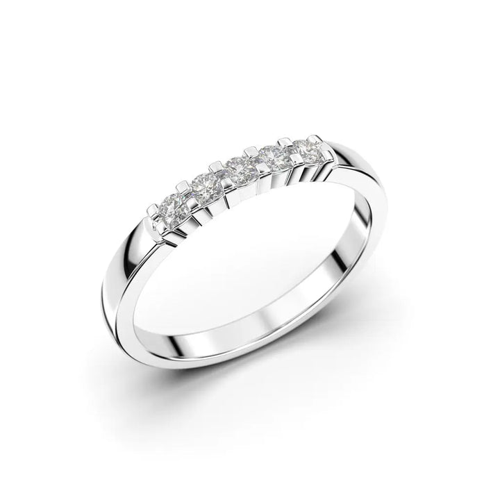 Festive Sophia timanttisormus 0,15 ct valkokulta