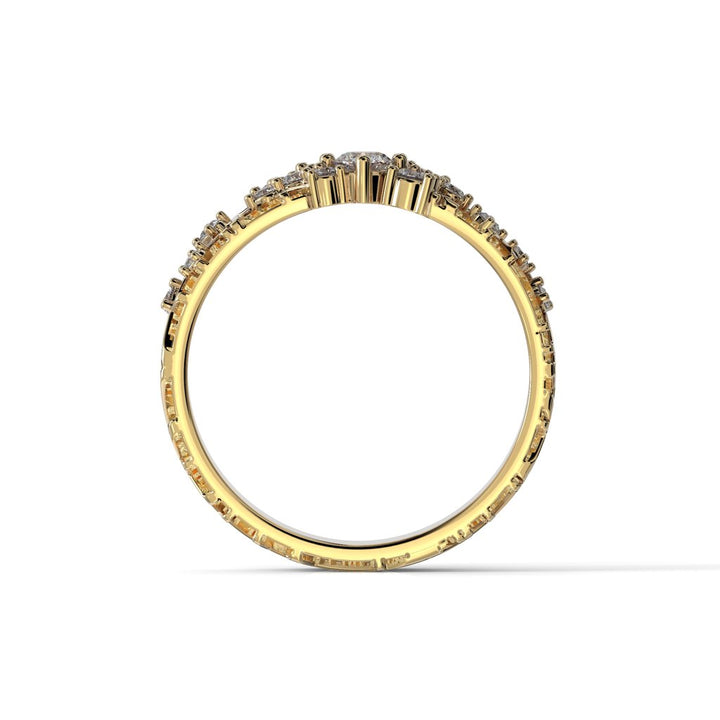 Festive Routa Rakka Timanttisormus 0,33 ct keltakulta sormuksen runko sivulta kuvattuna