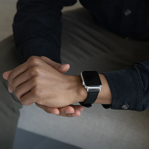 Aarni Hirvennahkainen Apple watch ranneke musta Aarni