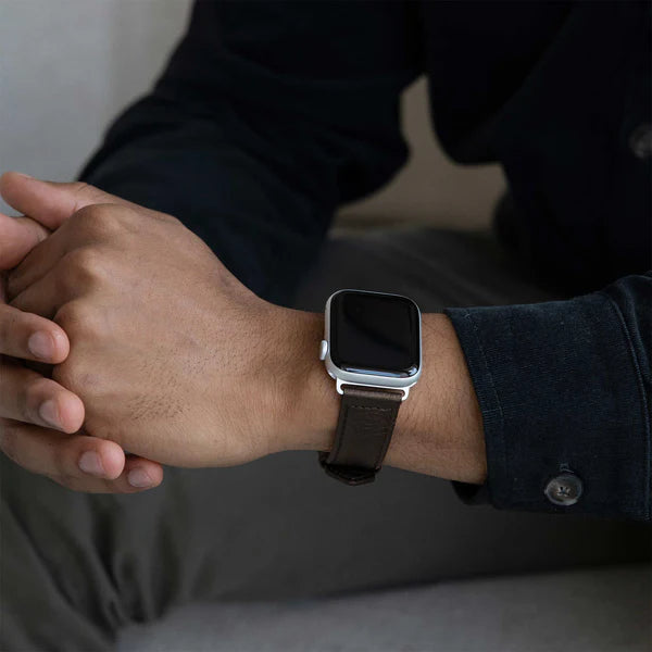 Aarni Hirvennahkainen Apple watch ranneke tummanruskea Aarni