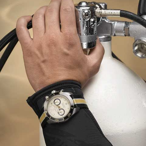Certina DS Action Diver Chrono C0328271827100
