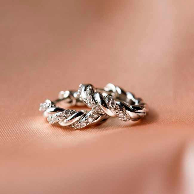 Marmara Sterling rodinoidut hopeakorvakorut