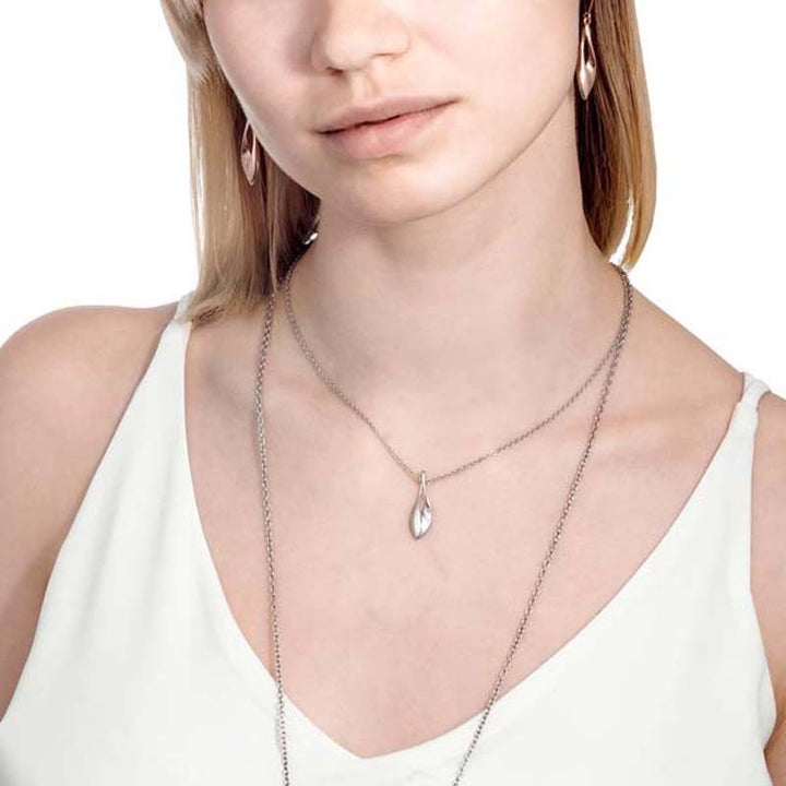 Lumoava Nefer riipus L56191420000