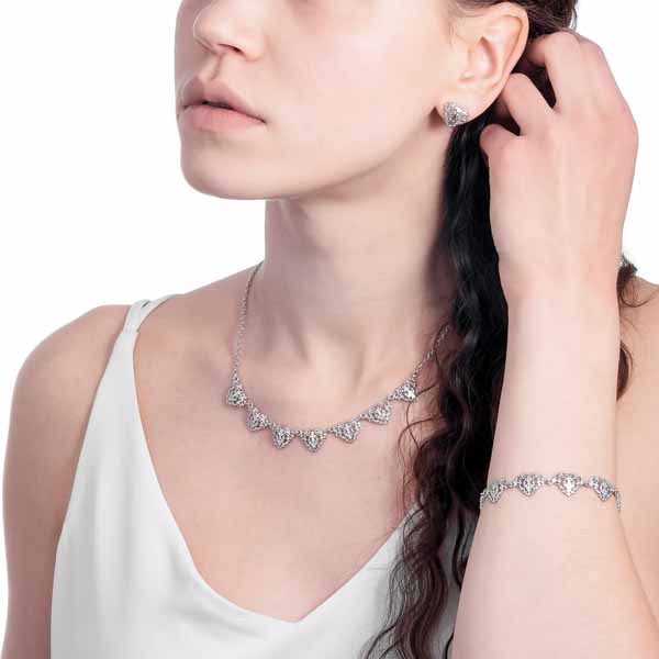 Lumoava Bella korvakorut tappi 541800000