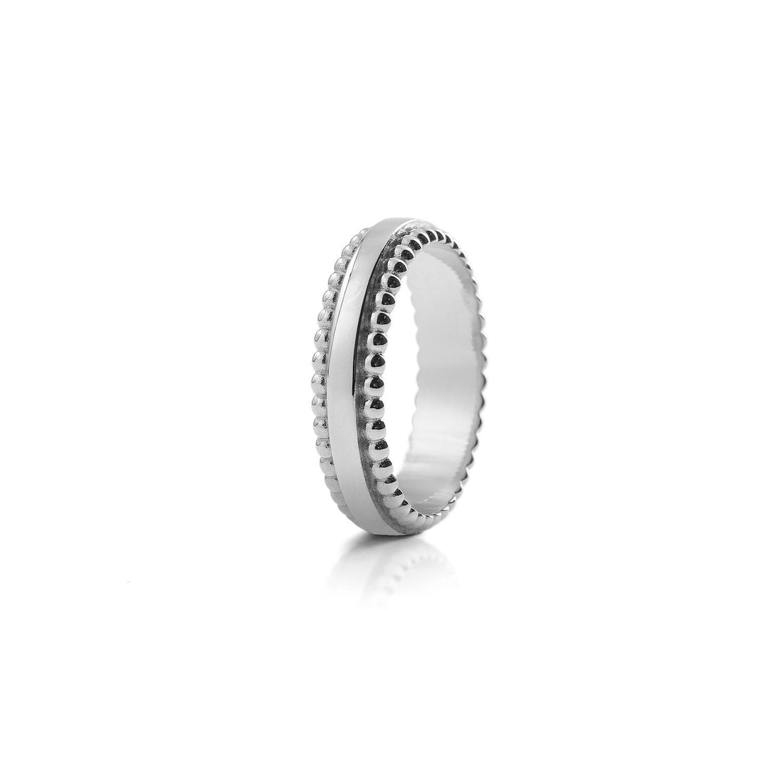 Lumoava Hertta kihlasormus 5 mm 14K valkokulta