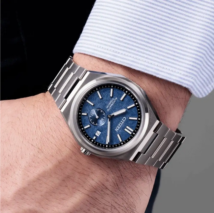 Citizen Automatic NJ0180-80L Citizen