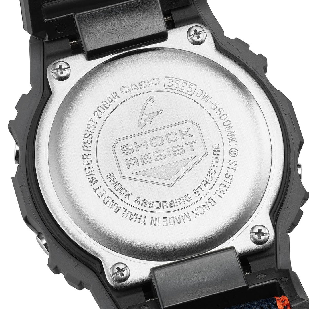 Casio G-Shock DW-5600MNC-8A2ER takakansi