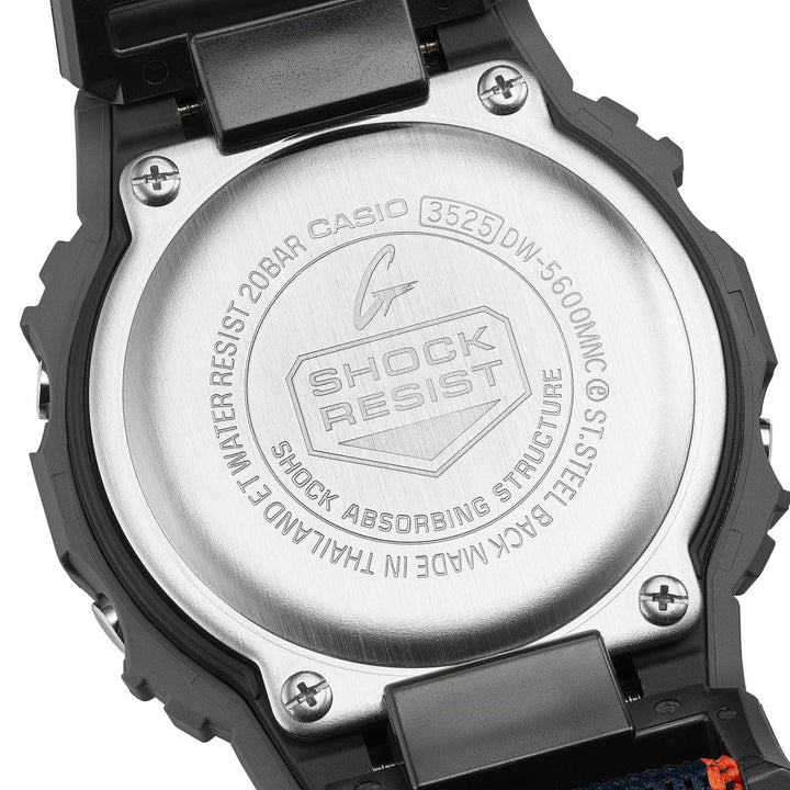 Casio G-Shock DW-5600MNC-8A2ER takakansi