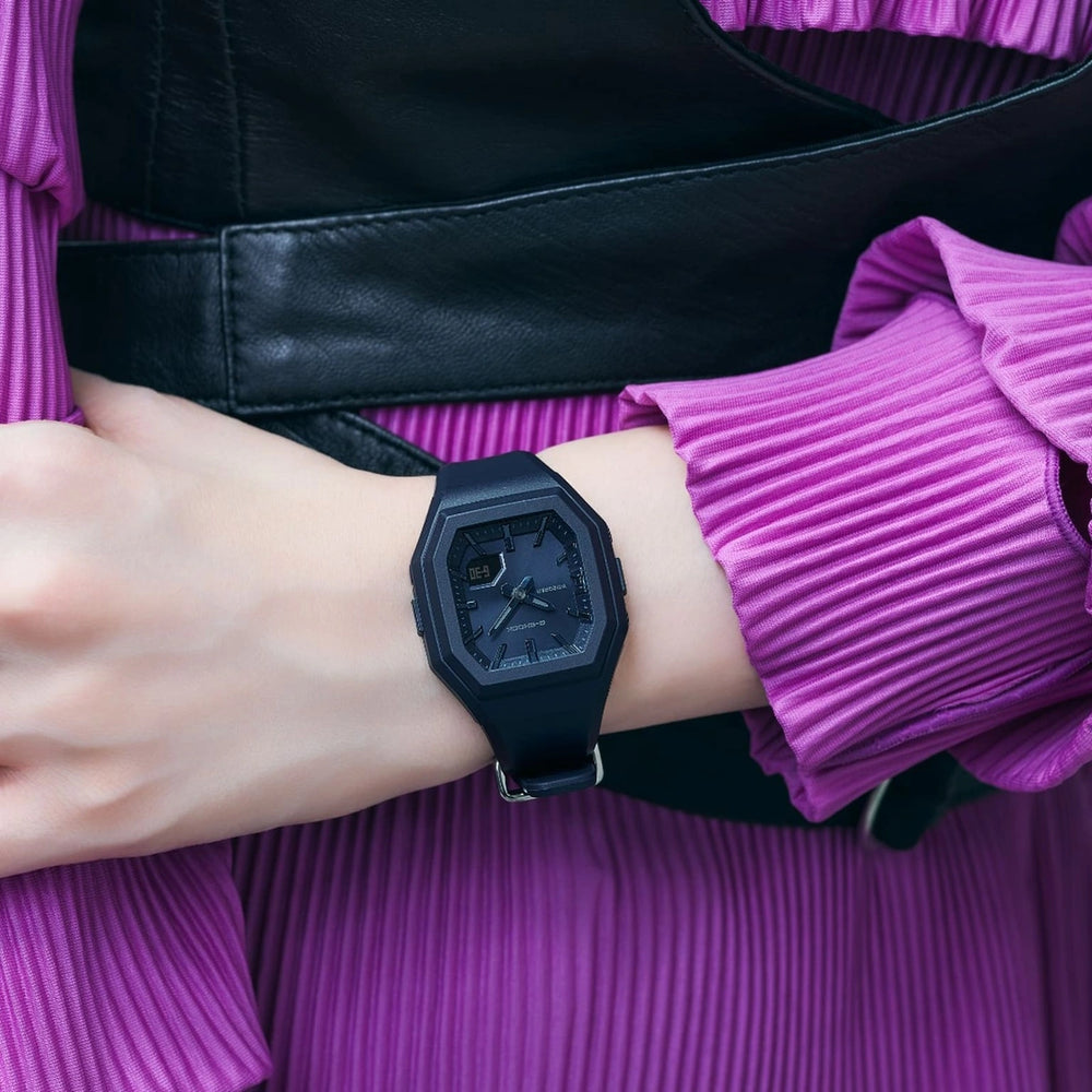 Casio G-Shock GMA-S160-2BER – rannekuva