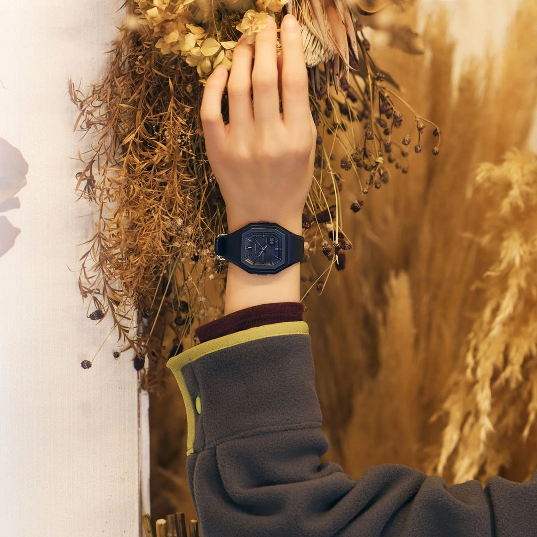 Casio G-Shock GMA-S160-2BER – rannekuva