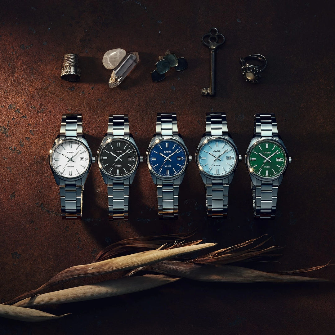 Casio Timeless UTP-1302PD-2A1VEF – Casion sarjakuva muiden mallien kanssa