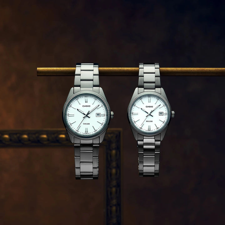 Casio Timeless UTP-1302PD-7AVEF – Casion sarjakuva muiden mallien kanssa