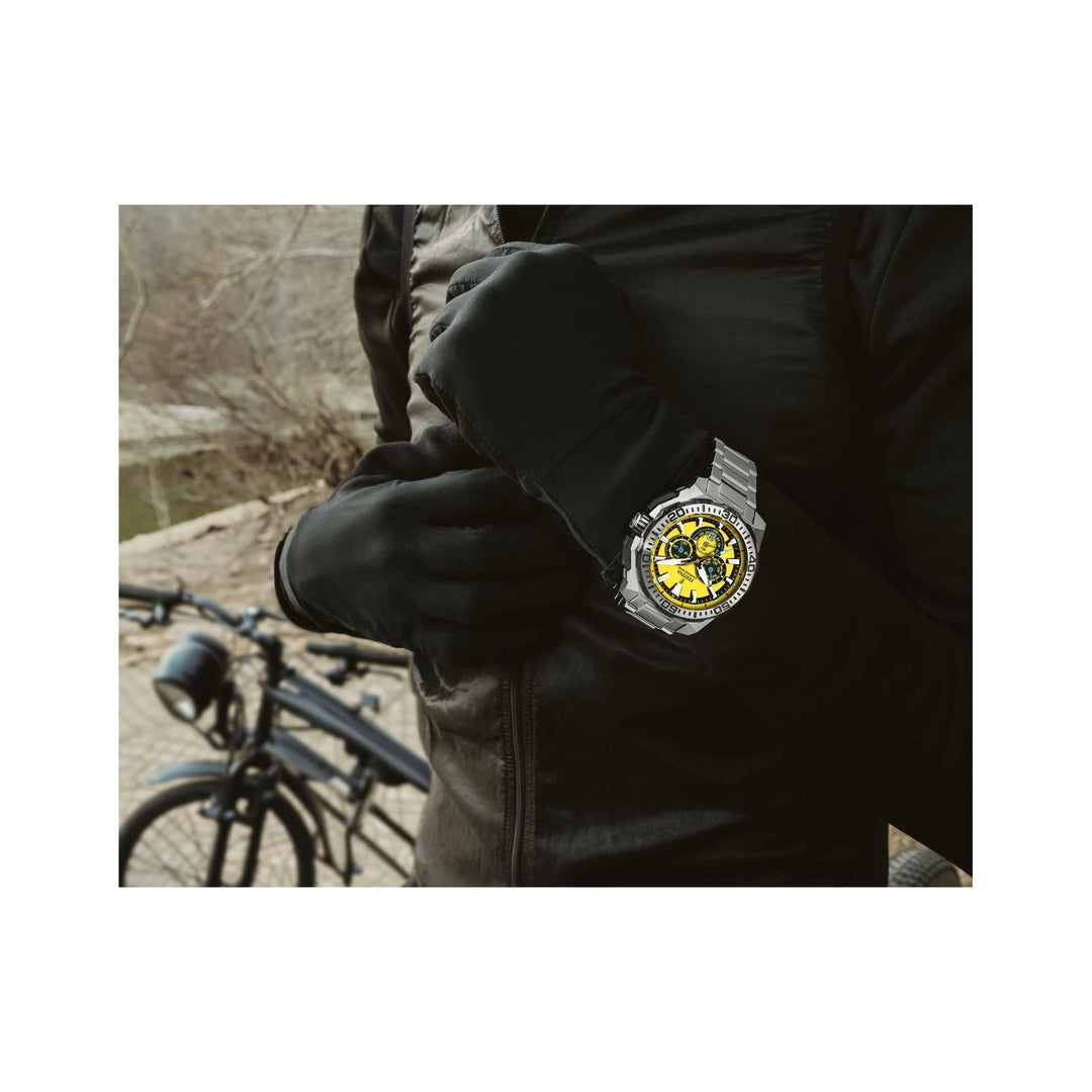 Festina Chrono Bike F20724/4 – kello ranteessa