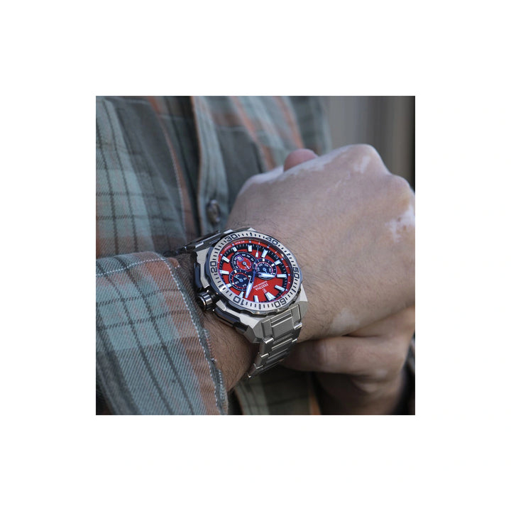 Festina Chrono Bike F20724/5 – kello ranteessa