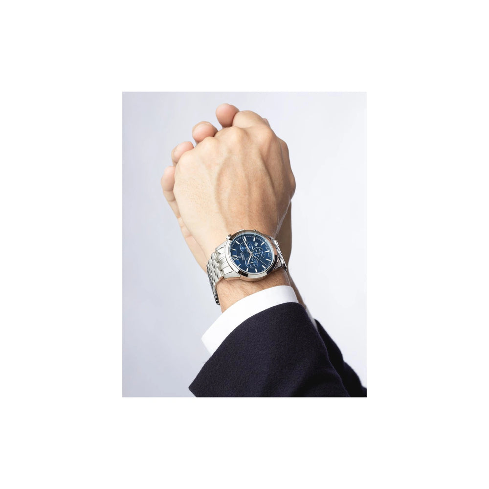 Festina Swiss Made Chronograph F20040/2 – kello ranteessa