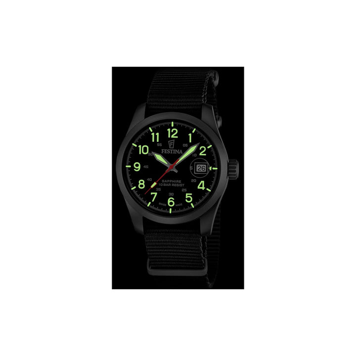 Festina Swiss Made Field F20082/3 – kellotaulun näkyvyys pimeässä