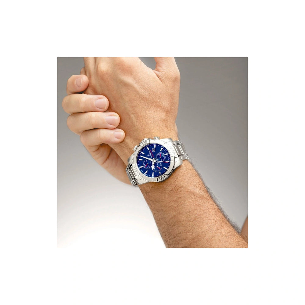 Festina Timeless Chronograph F20704/2 – kello ranteessa