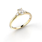 Festive Megan Oval 0,40 ct timanttisormus keltakulta