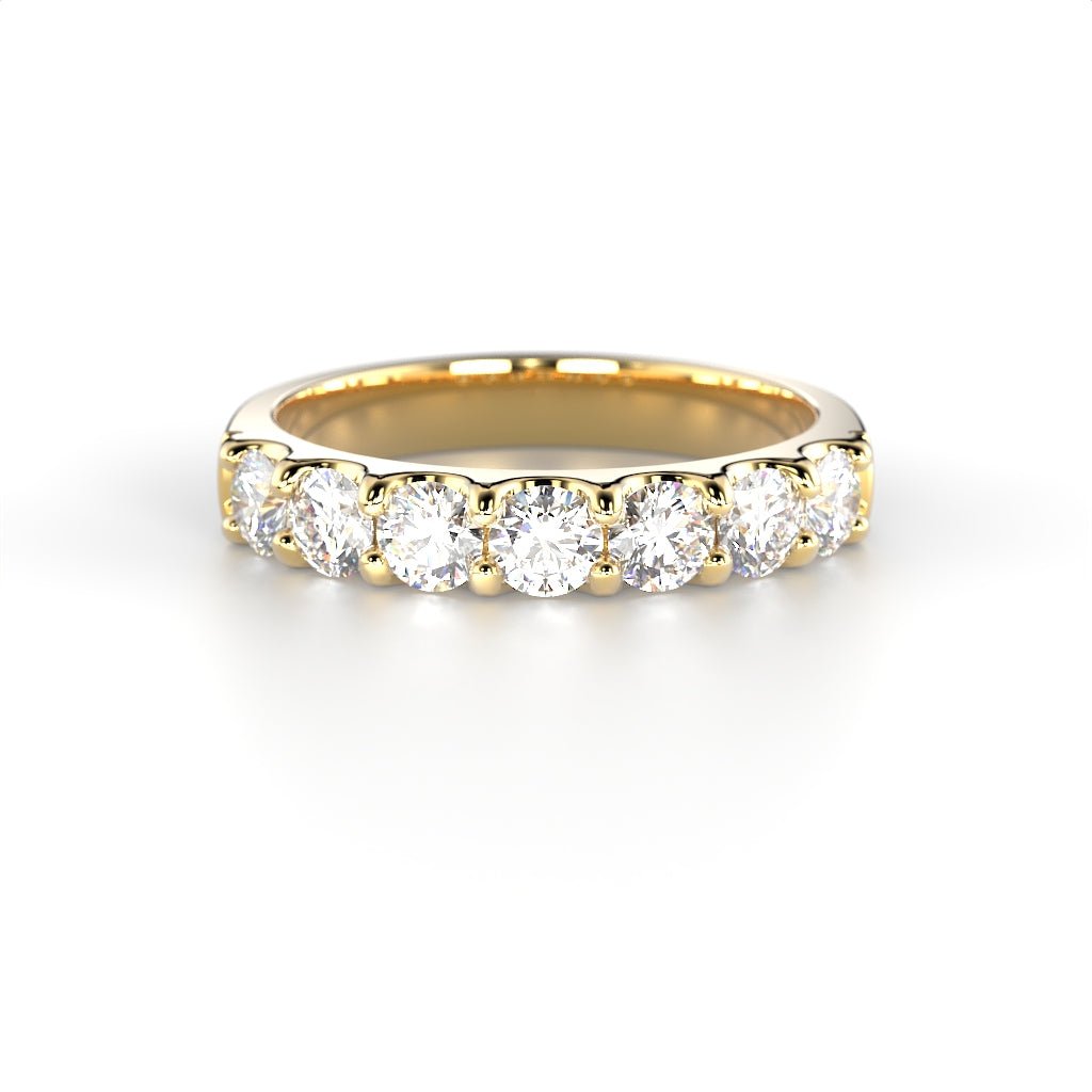 Festive Juliette rivitimanttisormus 0,70 ct keltakulta edestä