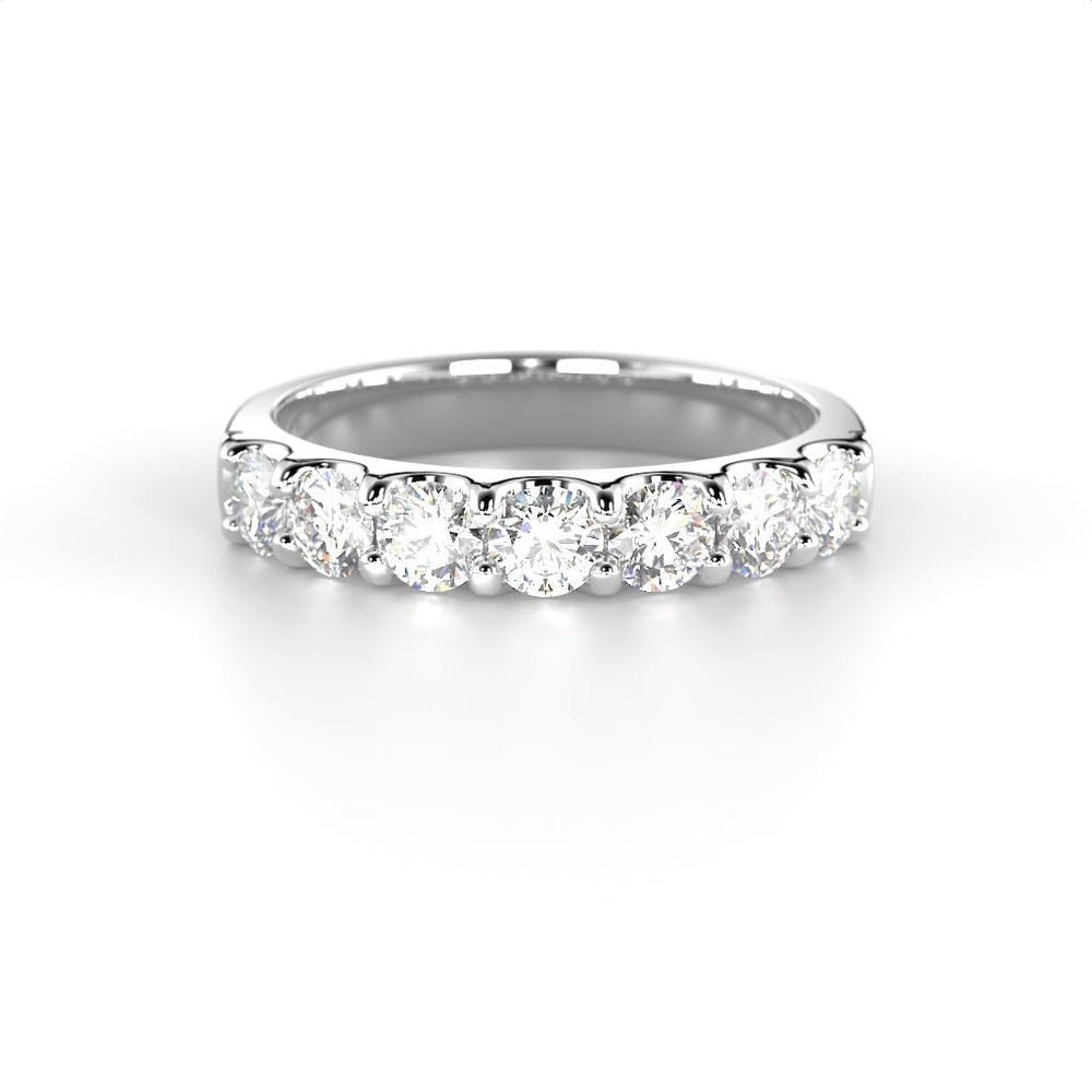 Festive Juliette rivitimanttisormus 0,70 ct valkokulta edestä
