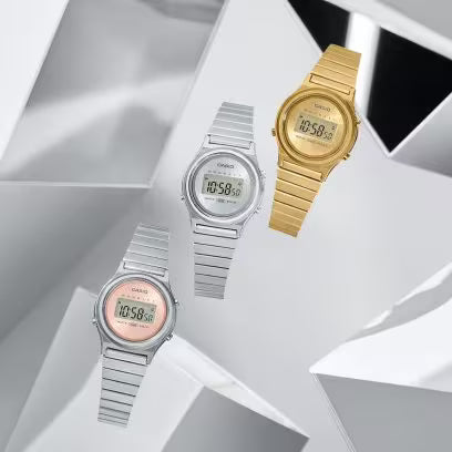 Casio Vintage Mini Round Case LA700WE-4A Casio