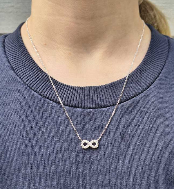 Hopeakaulakoru Infinity-symbolilla Trendi Koru