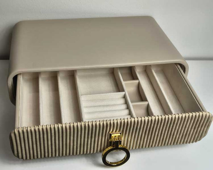 Jalallinen korurasia beige HML200 Trendi Koru