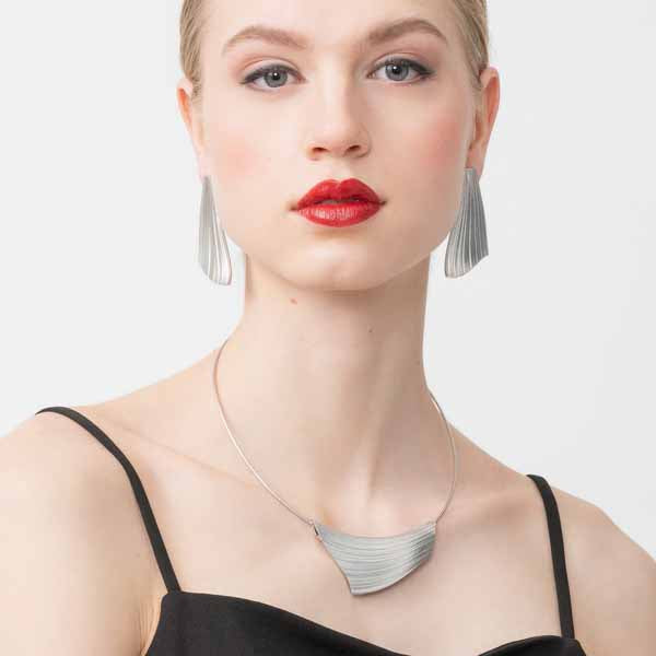 Lumoava Bohemian riipus iso L56249110000