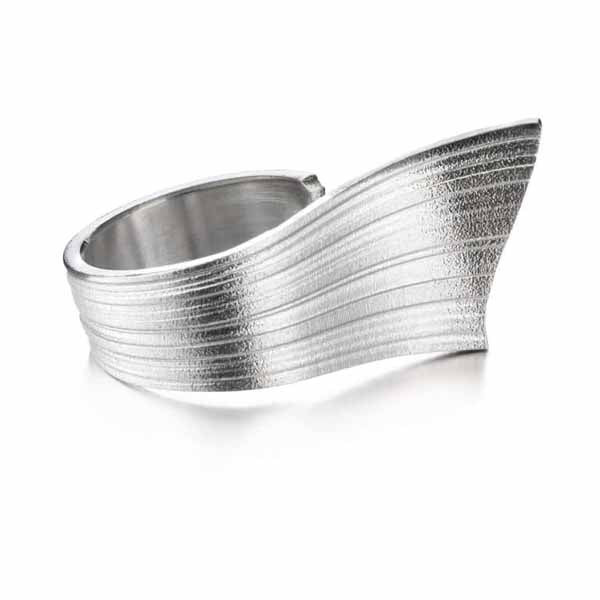 Lumoava Bohemian sormus L52249100000