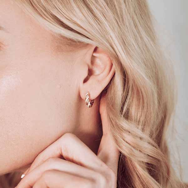 Marmara Sterling kullatut korvarenkaat KR781YGN