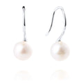 Mockberg Dream Pearl hopeanväriset korvakorut MB2073
