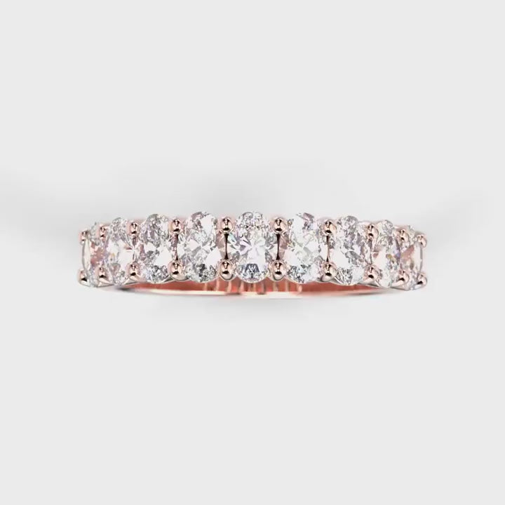 Festive Auréa Band 0,90 ct punakulta – pyörivä video