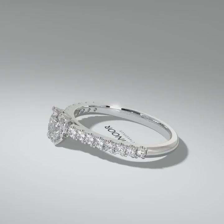Kohinoor Oval Cut Ellen 0,46 ct timanttisormus valkokulta 14K 033-818V-46 – pyörivä video