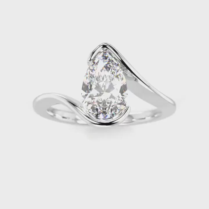 Festive Auréa Pear 1,00 ct timanttisormus valkokulta 790-100 – pyörivä video
