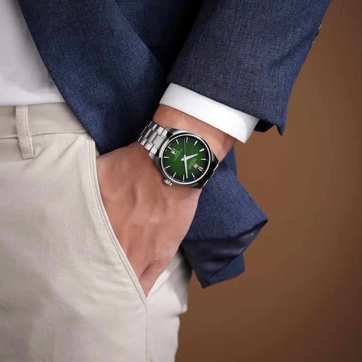 Swiss Military Hanowa Thunder SMWGH0007903 – kello ranteessa