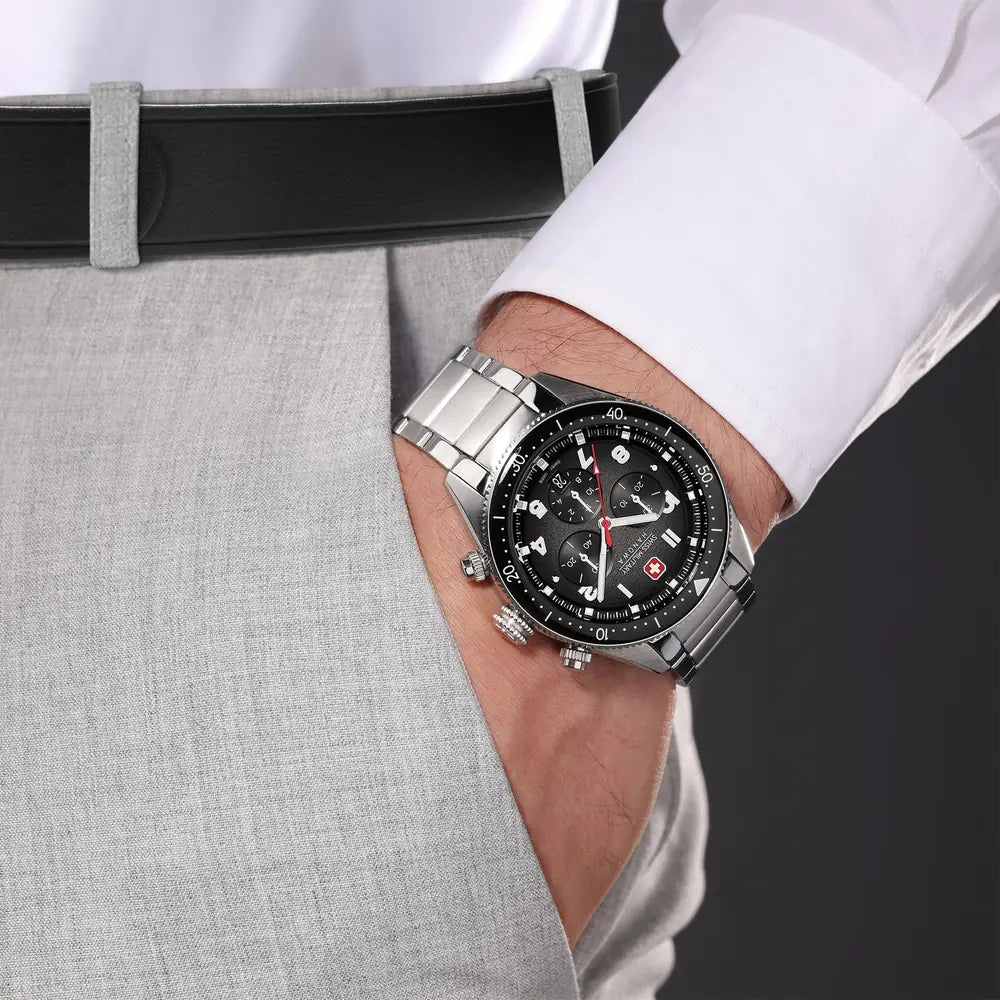Swiss Military Hanowa Greyhound Chrono SMWGI0003803 – kello ranteessa