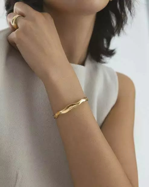 Mockberg Wavy Bolded Cuff Rannekoru Mockberg